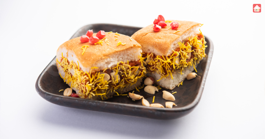 Gujarats-Dabeli--street-food