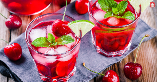 Lemonade-with-fresh-cherries-- healthy-smoothie