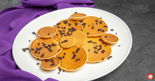 Wheat-Chocolate-Chip-Pancakes--lunch