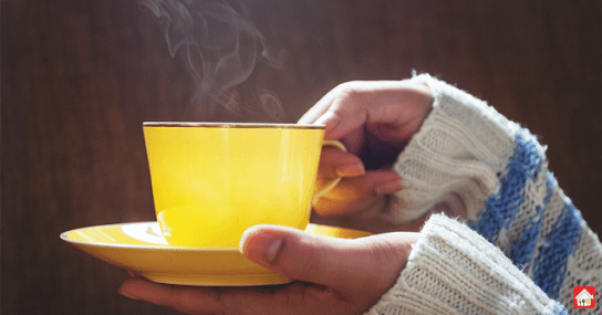 Hot-tea--winter-day