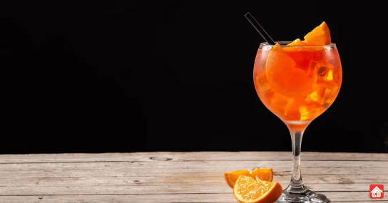 Aperol-Spritz--cocktail-drinks
