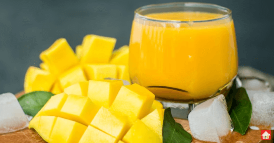 Mangoes--healthy-food-in-summers