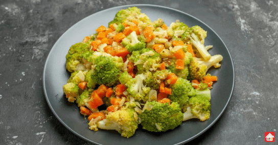 Salad-of-Healthy-Broccoli--Top-salad-for-summer