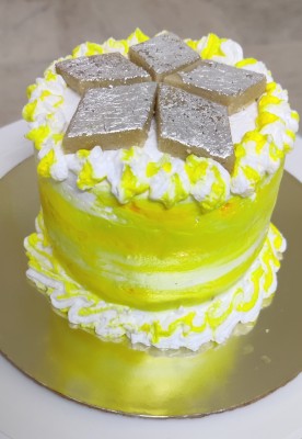 Kaju Katli Cake - 1 Kg