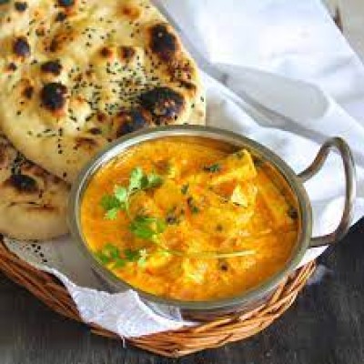 Cheese Butter Masala And Naan