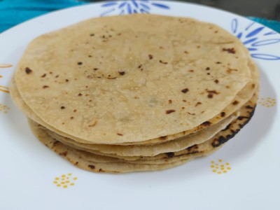 Home  Made Chapati With Amul Ghee (Per PC)