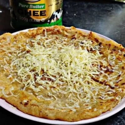 Aaloo Paratha (with Cheese) (Min Order 2 )