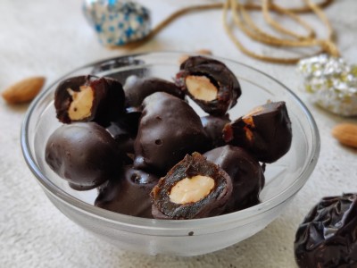 Almond Dates Chocolate – 10 Pc’s