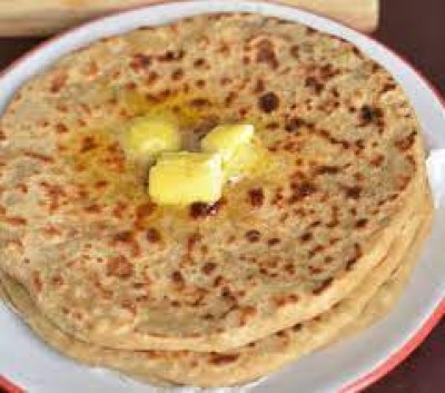 Aaloo Paratha (with Butter)