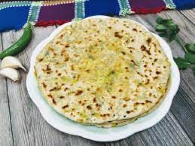 Aaloo Paratha (with Oil) (Min 2)