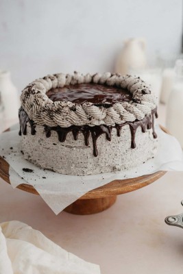 Choco Oreo Cake - 1 Kg
