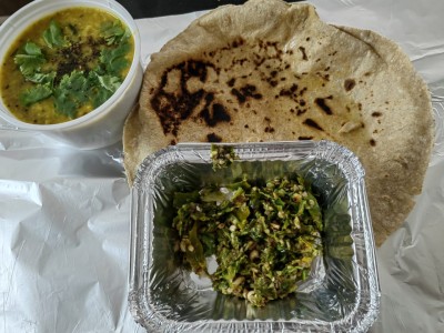 Pithla With 1 Jowar Bhakri(roti) With Thecha