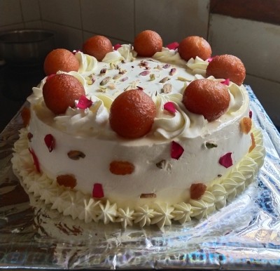 Gulabjamu Cake 1kg