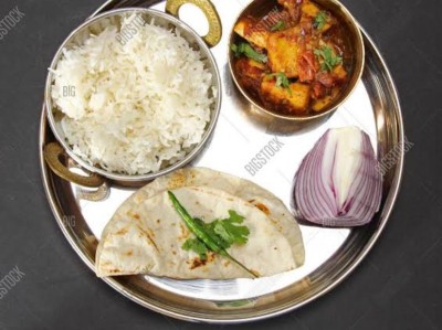 Kadai Paneer+Roti (4piece)+Rice.Combo Meal